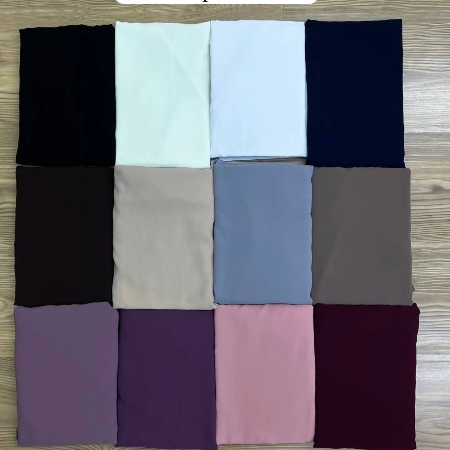 Khimar medine ipek, ngjyra e zezë