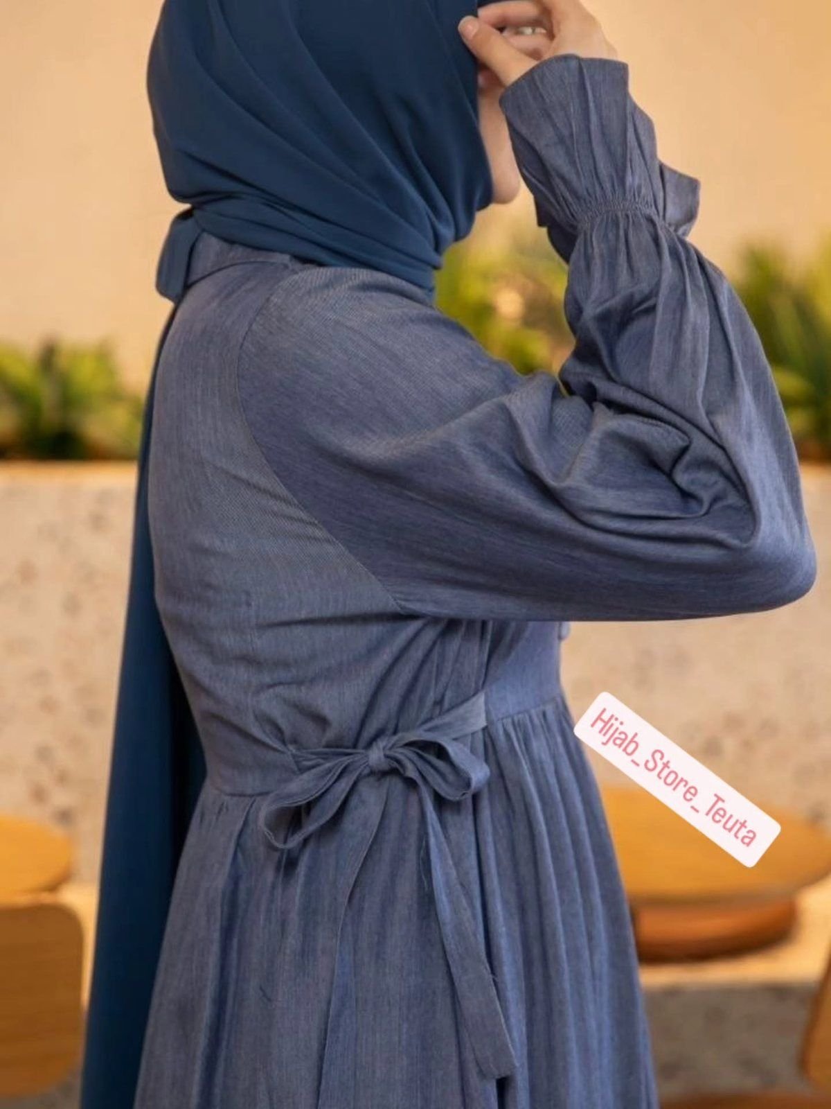 Fustan farmerk, ngjyra xhins i errët